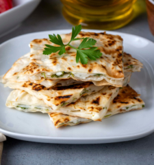 Flatbread με Τυρί & Μυρωδικά
